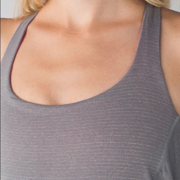 Lululemon Wild Tank Sz 8 light luon - Picture 2 of 4